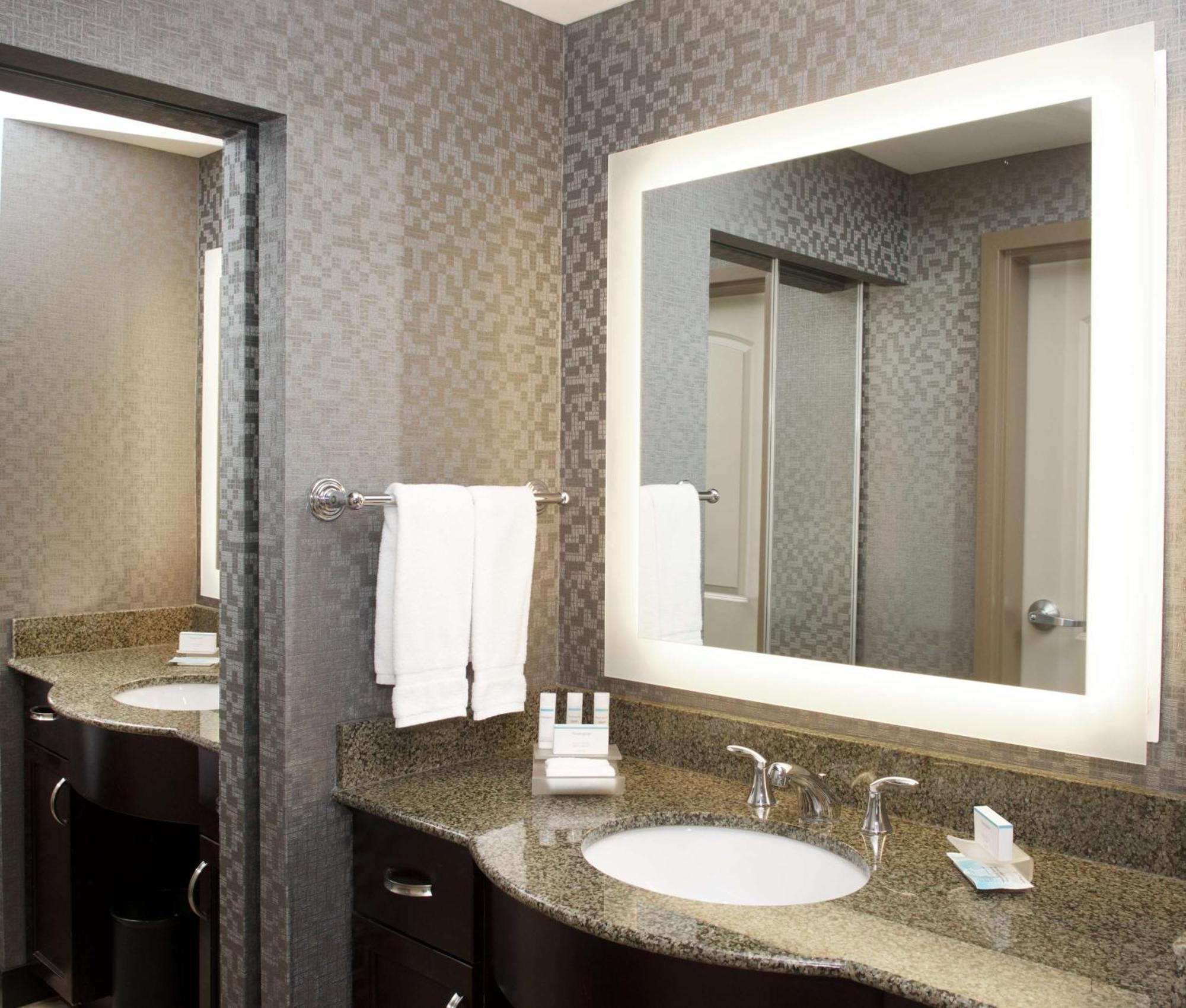 โฮมวู้ด สวีท บาย ฮิลตัน พิตส์เบิร์ก เซาท์พอยต์ Hotel Canonsburg ภายนอก รูปภาพ